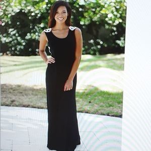 🌺Black Maxi Dress with crochet back🌺